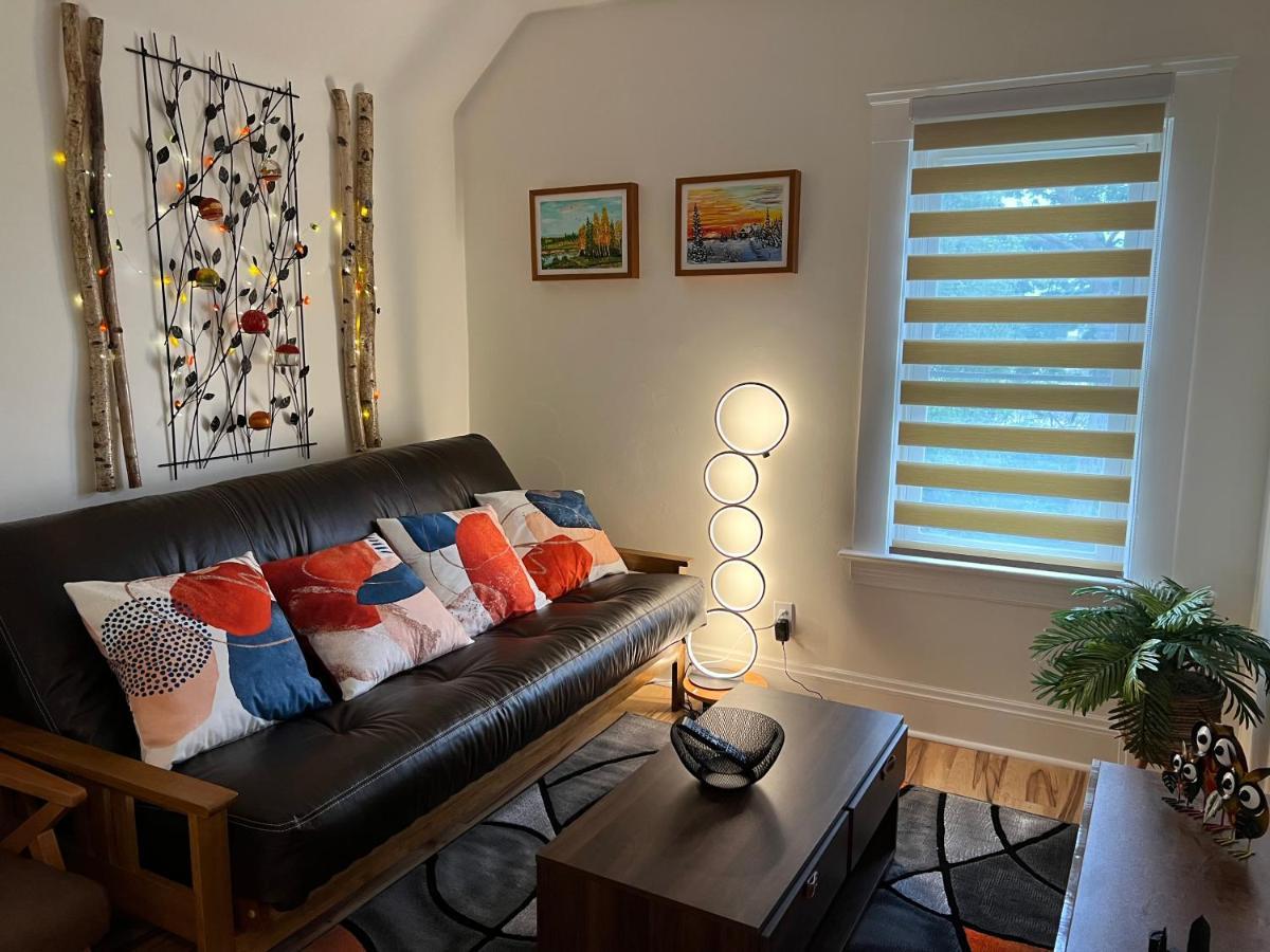 Trendy In Tremont, Cleveland Apartment ภายนอก รูปภาพ
