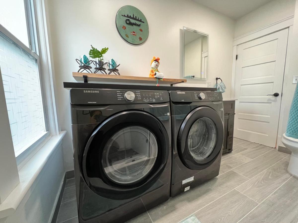 Trendy In Tremont, Cleveland Apartment ภายนอก รูปภาพ