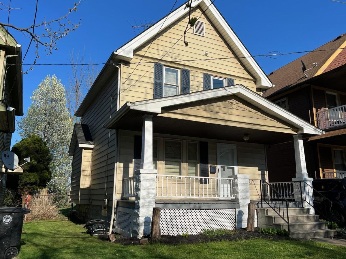 Trendy In Tremont, Cleveland Apartment ภายนอก รูปภาพ